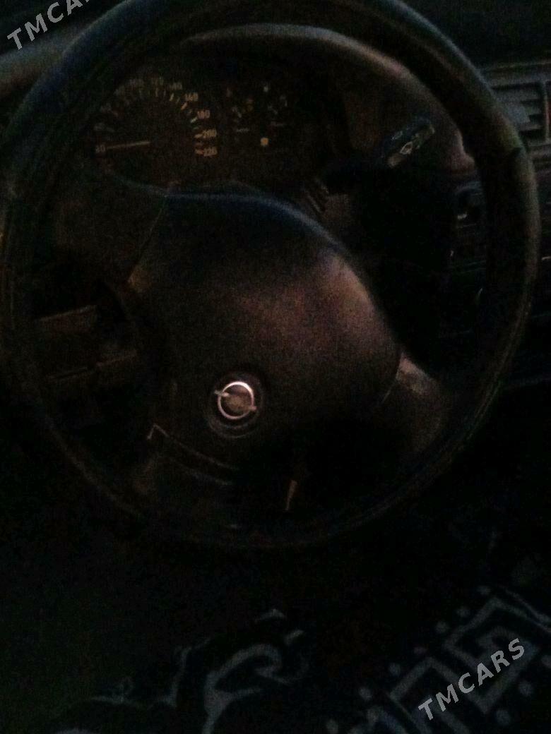 Opel Vectra 1992 - 22 000 TMT - Murgap - img 5