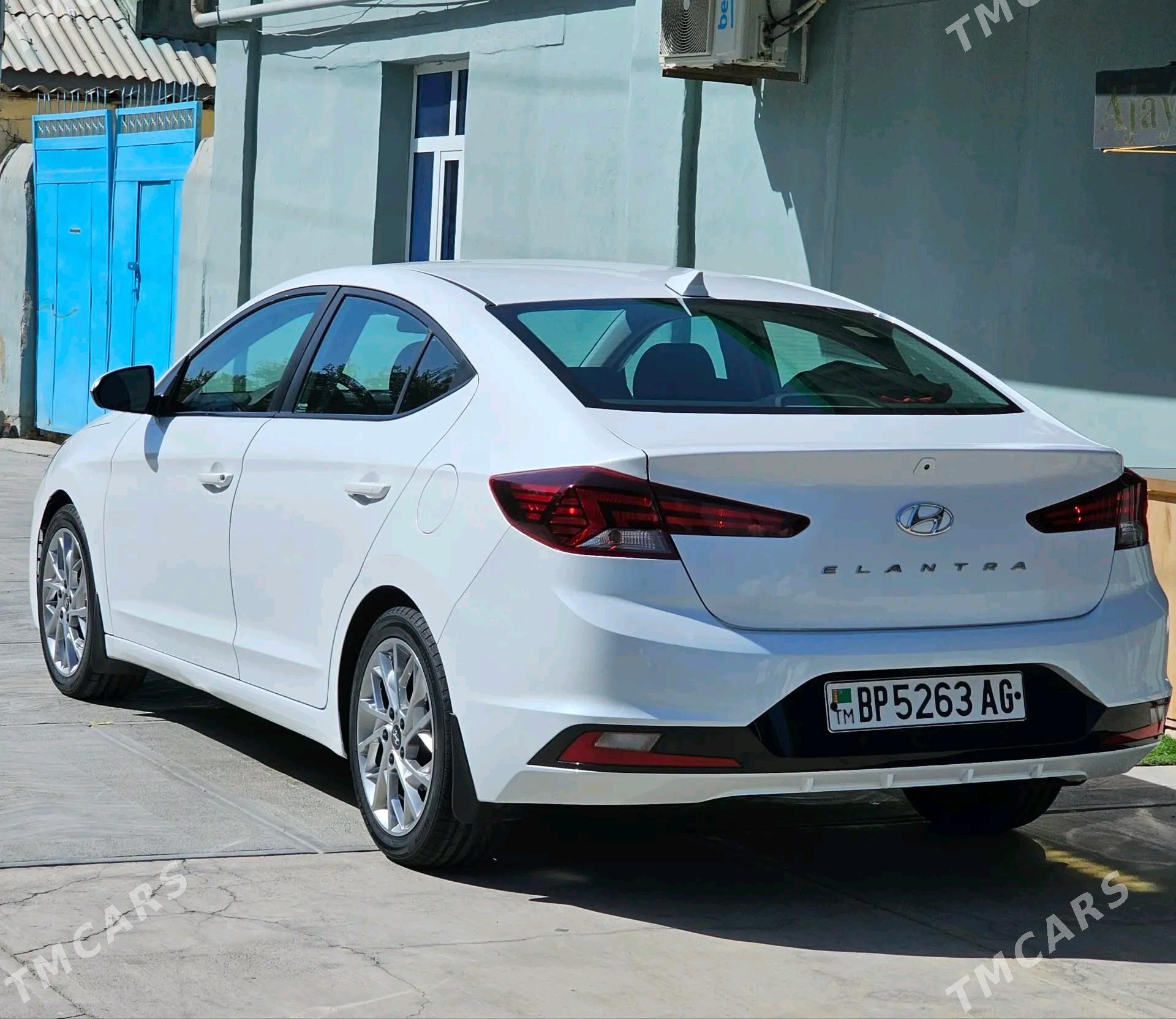 Hyundai Elantra 2020 - 195 000 TMT - Hitrowka - img 3