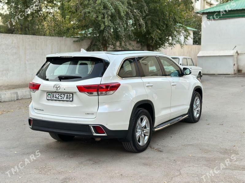 Toyota Highlander 2018 - 589 500 TMT - Aşgabat - img 8