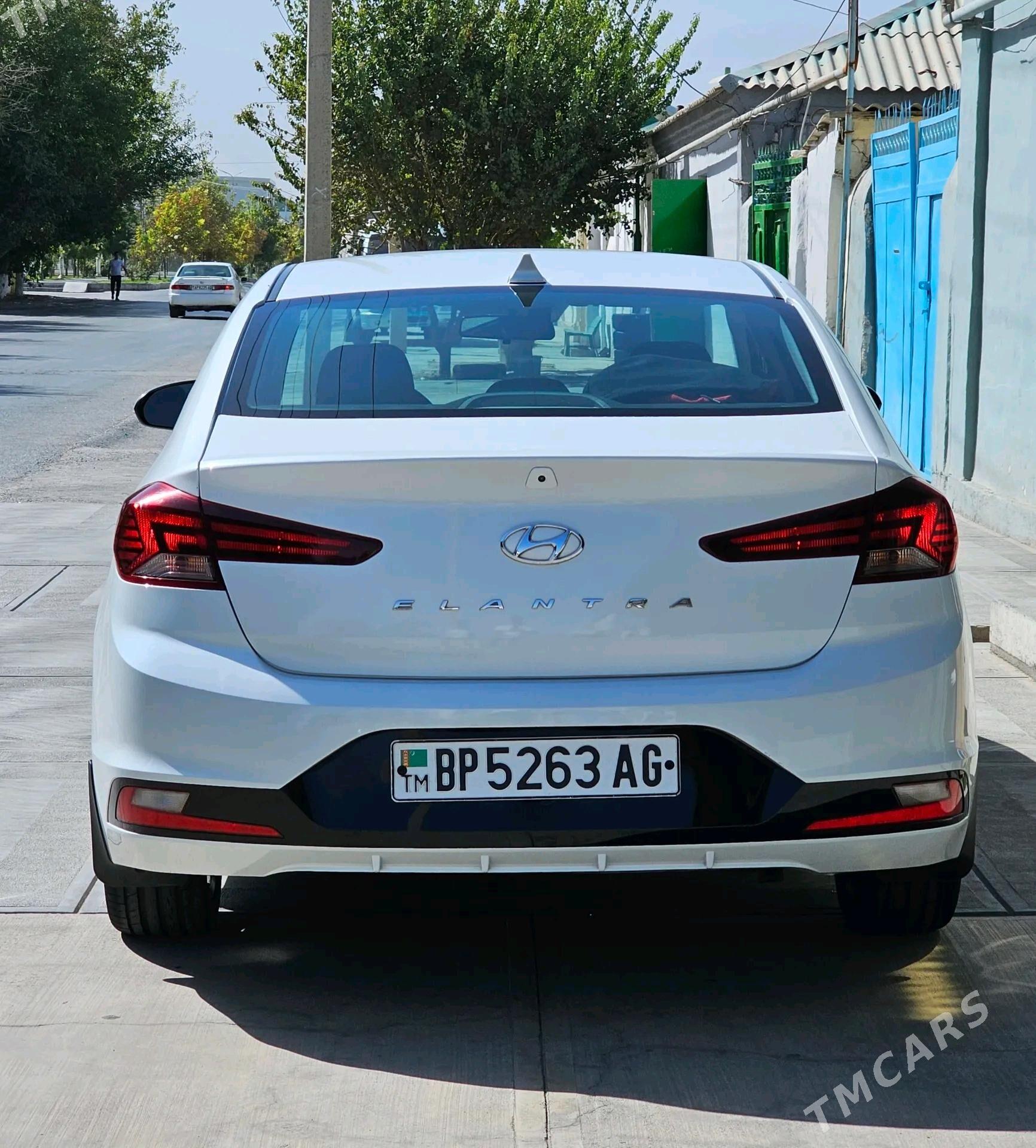 Hyundai Elantra 2020 - 195 000 TMT - Hitrowka - img 4
