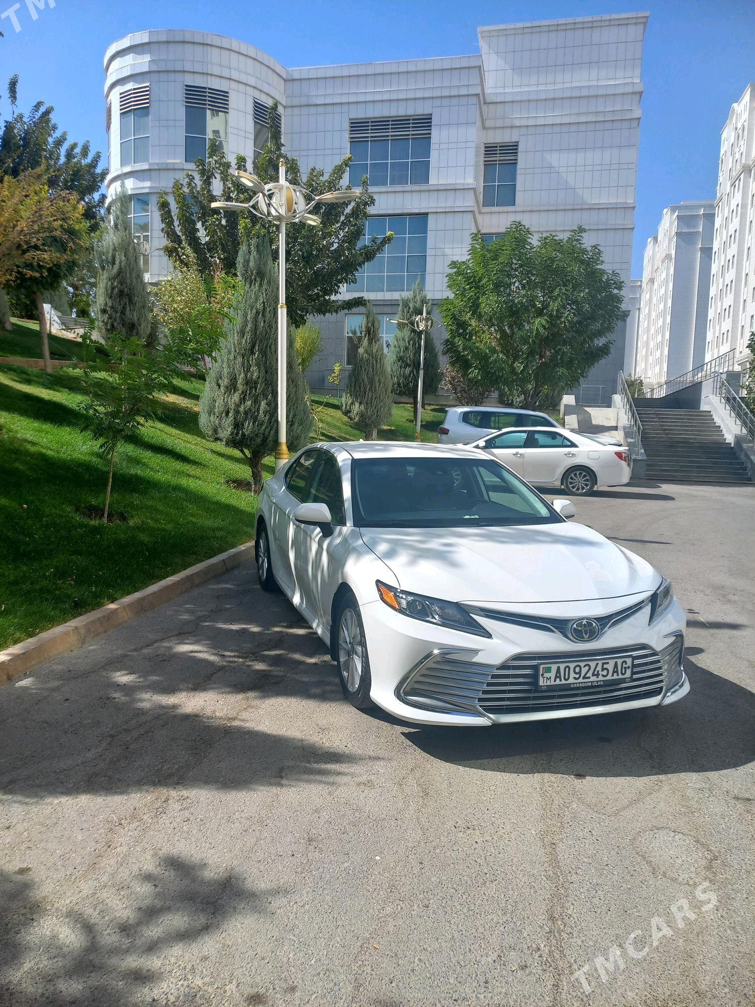 Toyota Camry 2021 - 365 000 TMT - Ашхабад - img 2