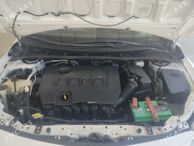 Toyota Corolla 2010 - 145 000 TMT - Мары - img 5