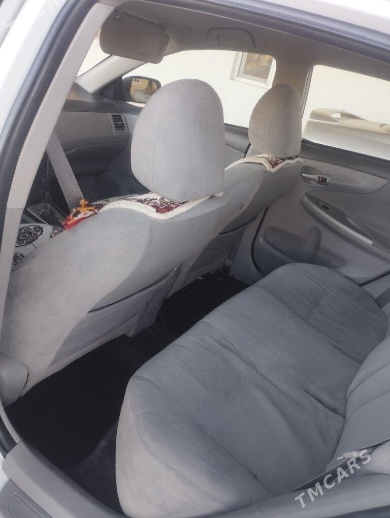 Toyota Corolla 2010 - 145 000 TMT - Мары - img 4