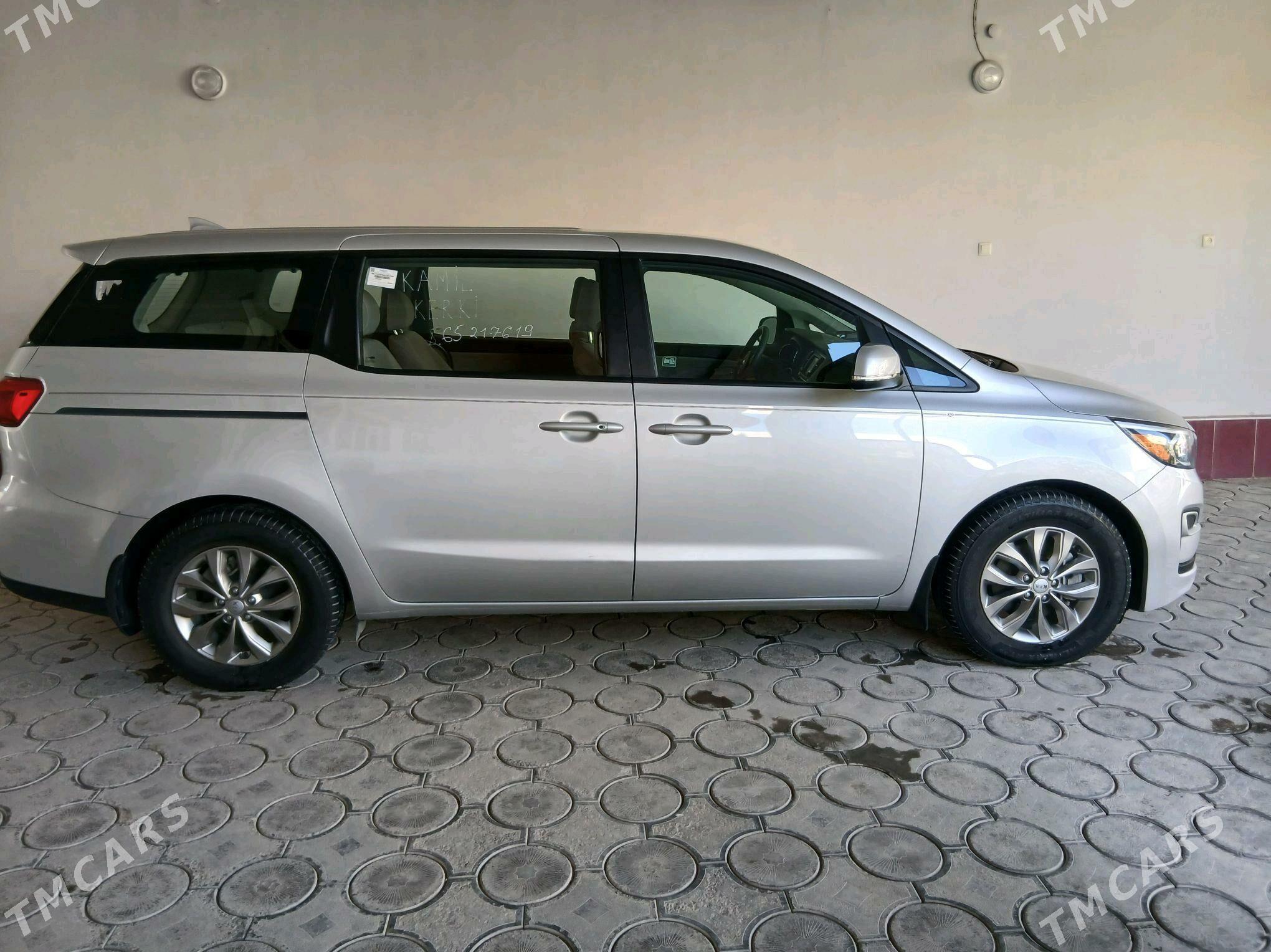 Kia Sedona 2020 - 305 000 TMT - Kerki - img 6