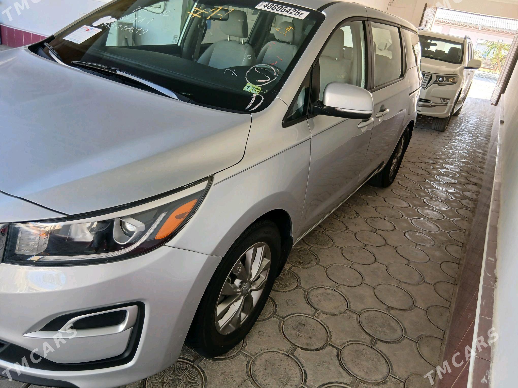 Kia Sedona 2020 - 305 000 TMT - Kerki - img 7