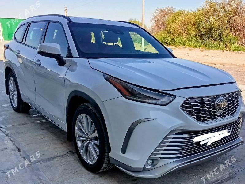Toyota Highlander 2022 - 460 000 TMT - Мары - img 3