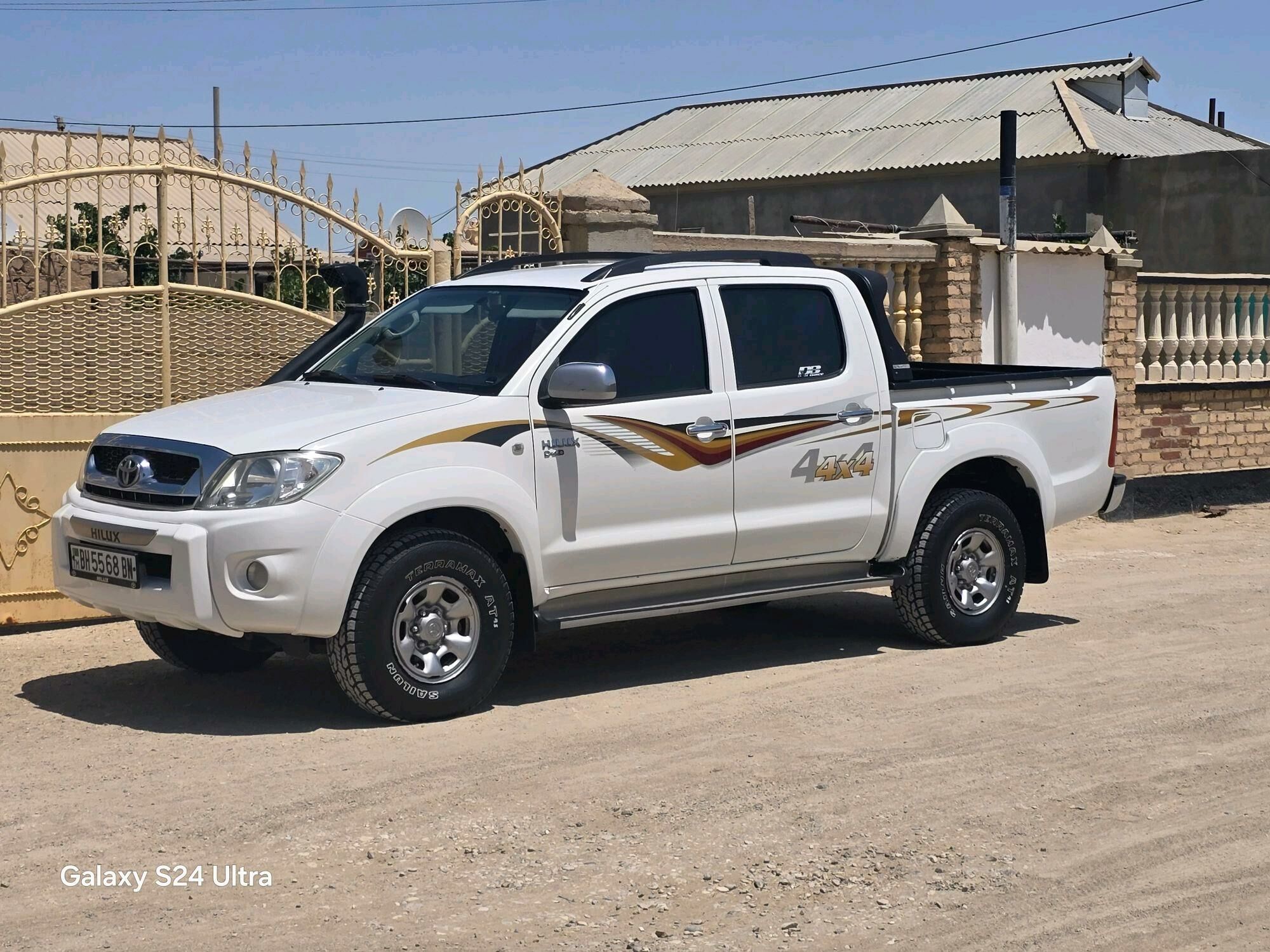 Toyota Hilux 2008 - 235 000 TMT - Туркменбаши - img 7