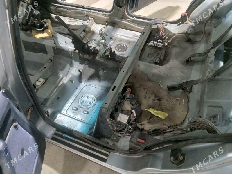BMW E34 1991 - 55 000 TMT - Балканабат - img 10