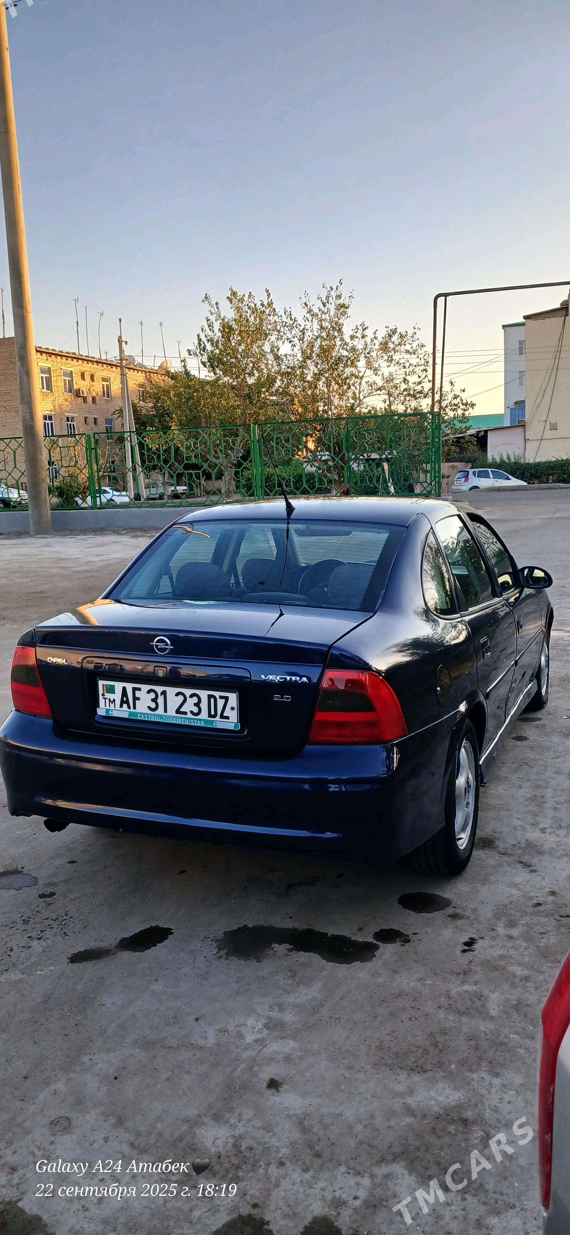 Opel Vectra 2000 - 72 000 TMT - Дашогуз - img 3