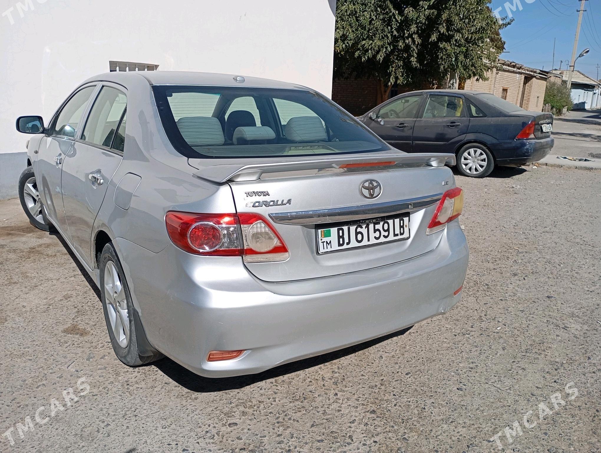 Toyota Corolla 2010 - 125 000 TMT - Туркменабат - img 4