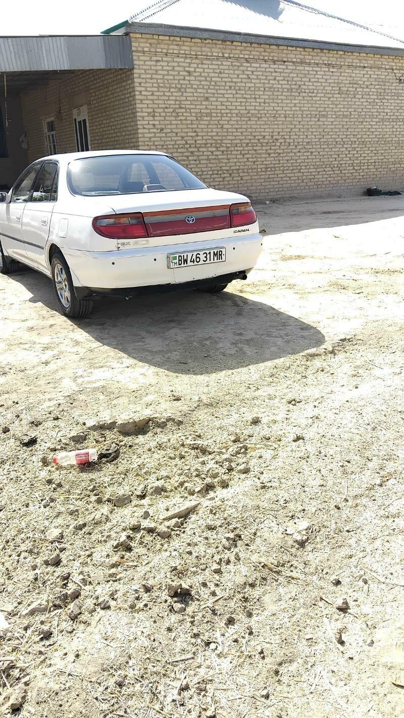 Toyota Carina 1995 - 56 000 TMT - Ёлётен - img 3