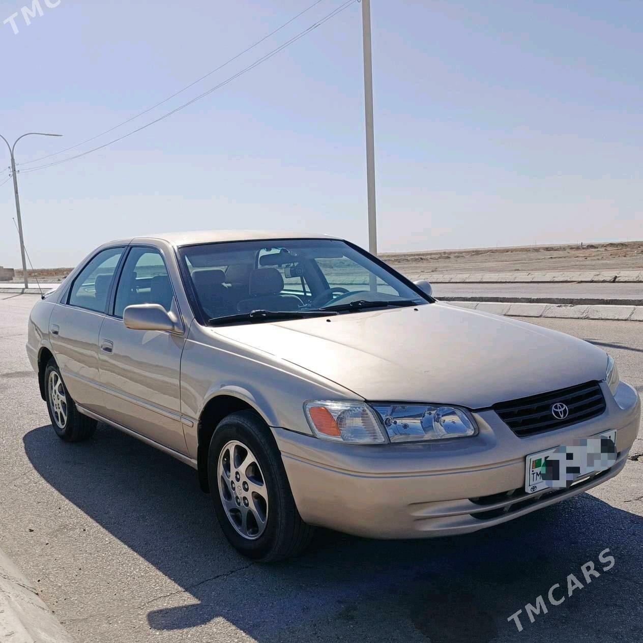 Toyota Camry 1997 - 129 000 TMT - Гумдаг - img 17