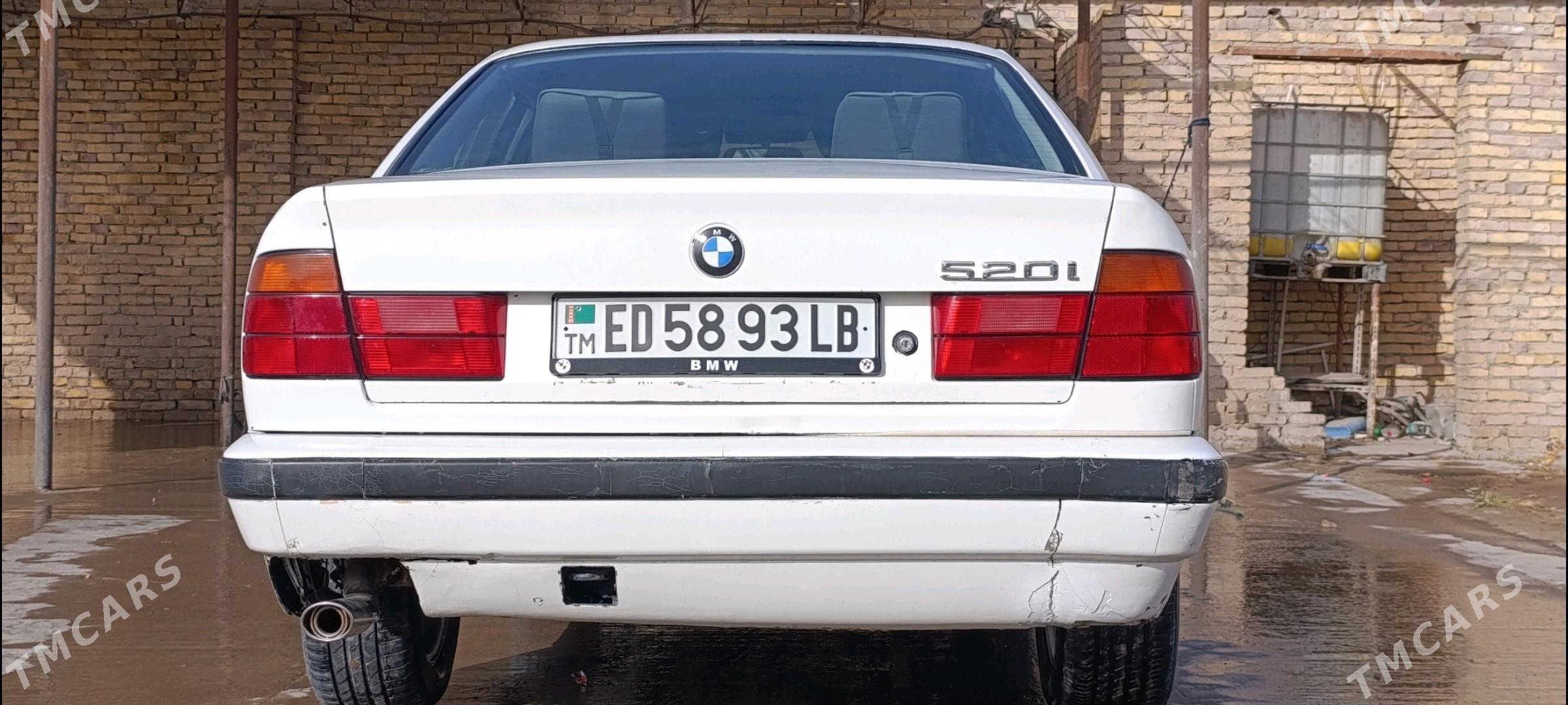 BMW 520 1990 - 55 000 TMT - Hojambaz - img 6