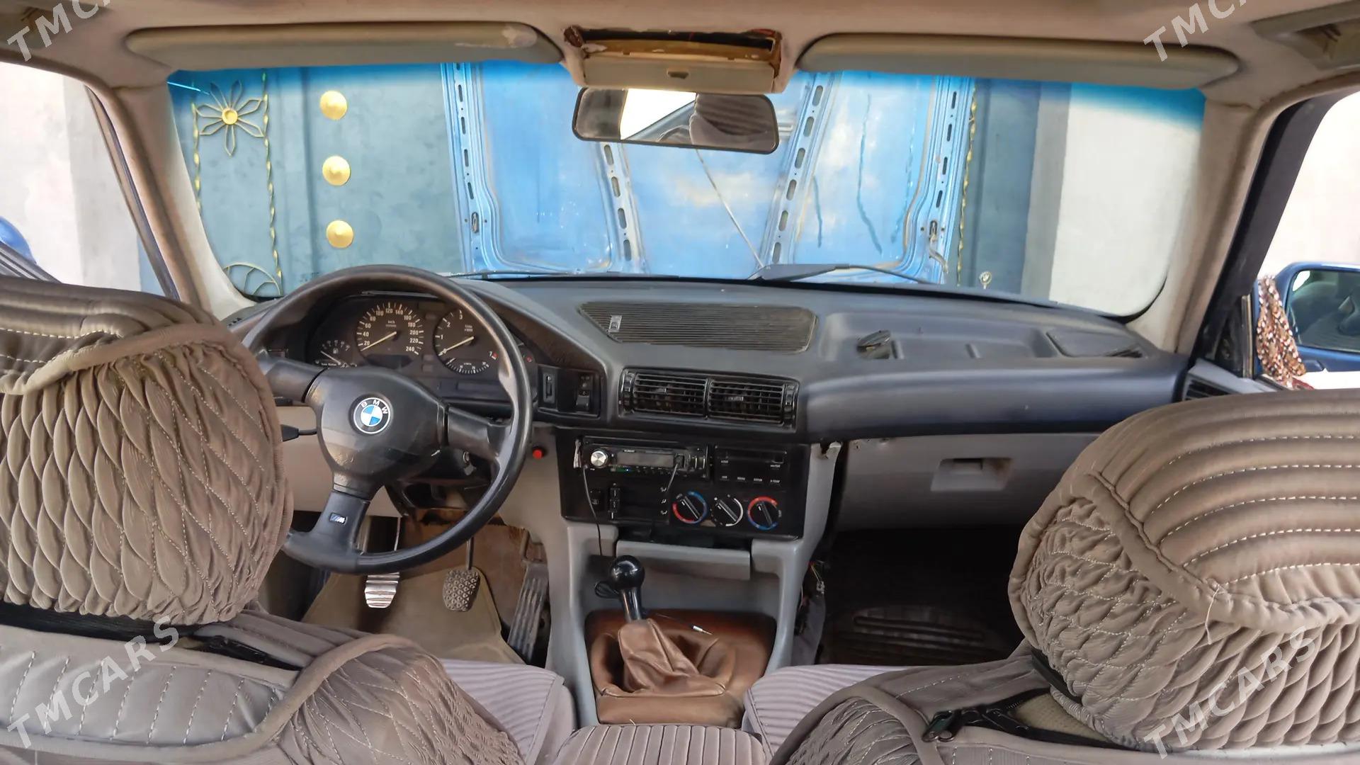 BMW 520 1991 - 30 000 TMT - Туркменабат - img 9