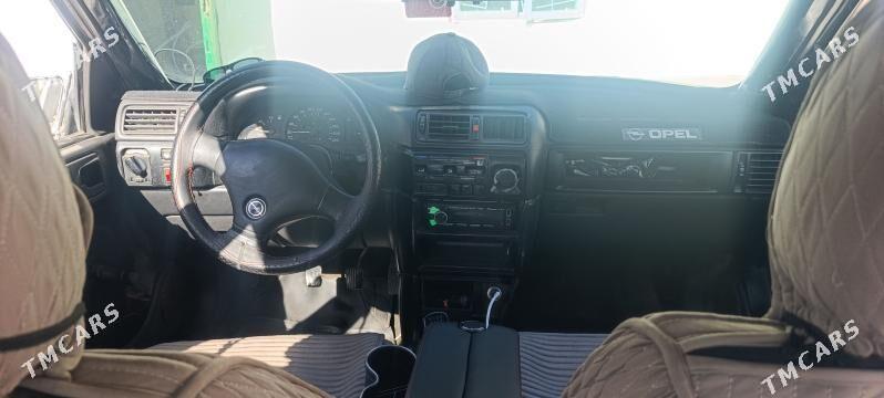 Opel Vectra 1992 - 40 000 TMT - Görogly (Tagta) - img 4