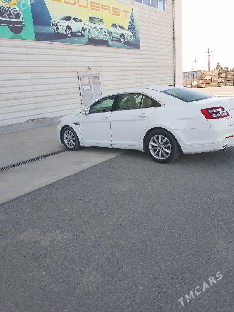 Ford Taurus 2013 - 210 000 TMT - Ашхабад - img 2