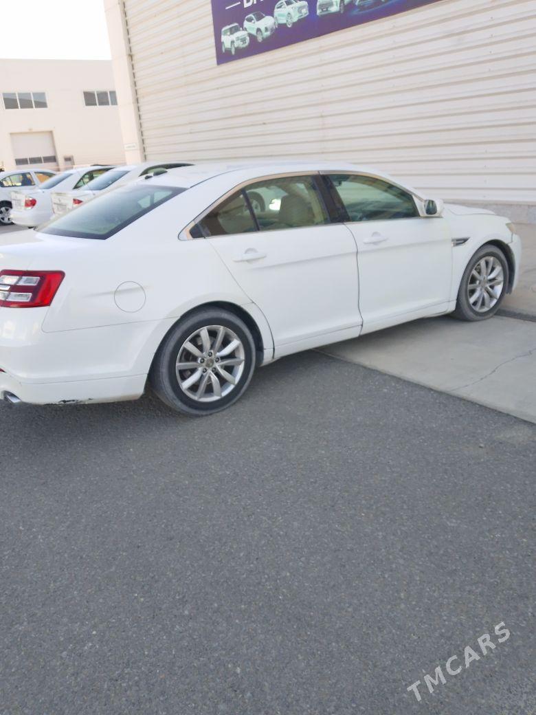 Ford Taurus 2013 - 210 000 TMT - Ашхабад - img 5