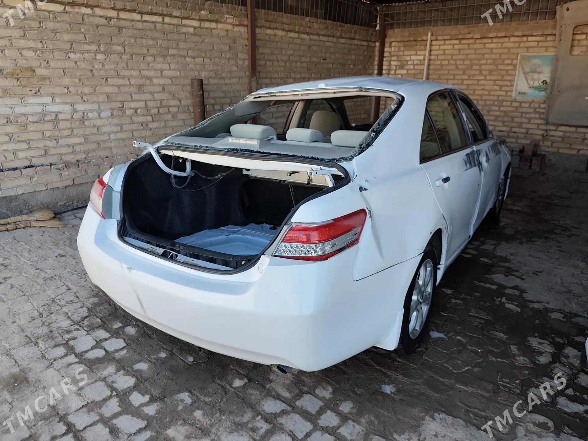 Toyota Camry 2010 - 105 000 TMT - Mary - img 2