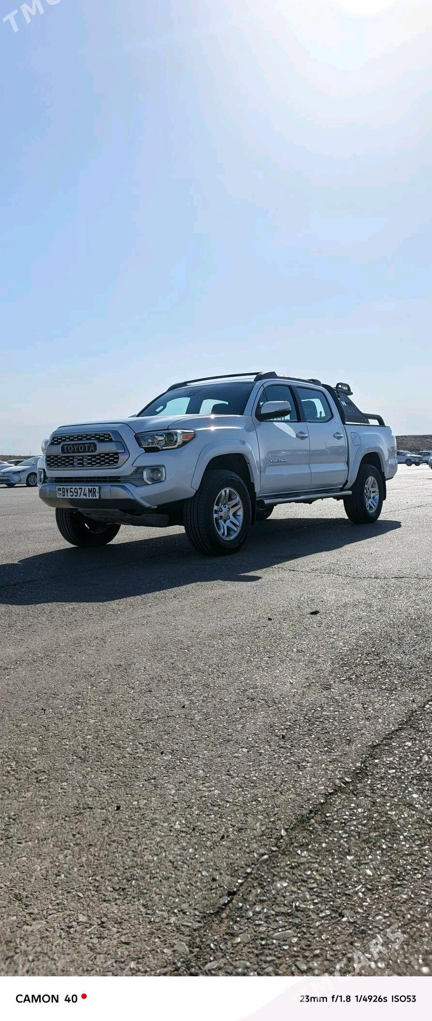 Toyota Tacoma 2018 - 325 000 TMT - Ашхабад - img 3