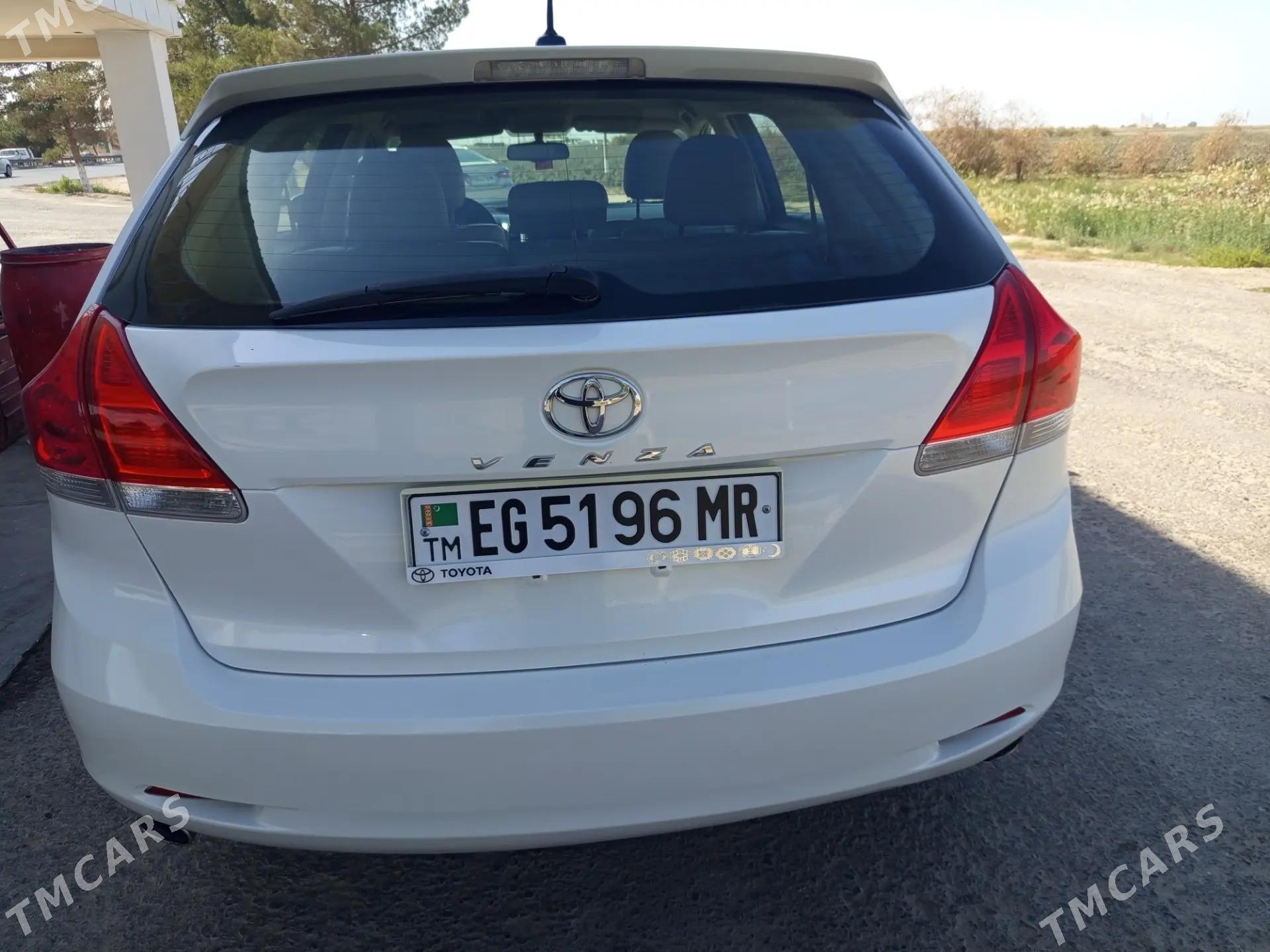 Toyota Venza 2012 - 230 000 TMT - Байрамали - img 3