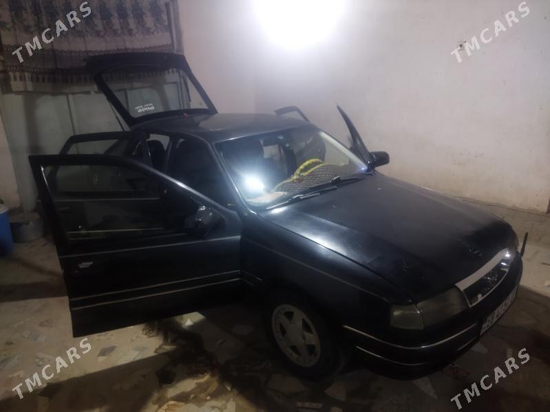 Opel Vectra 1992 - 20 000 TMT - Дянев - img 2