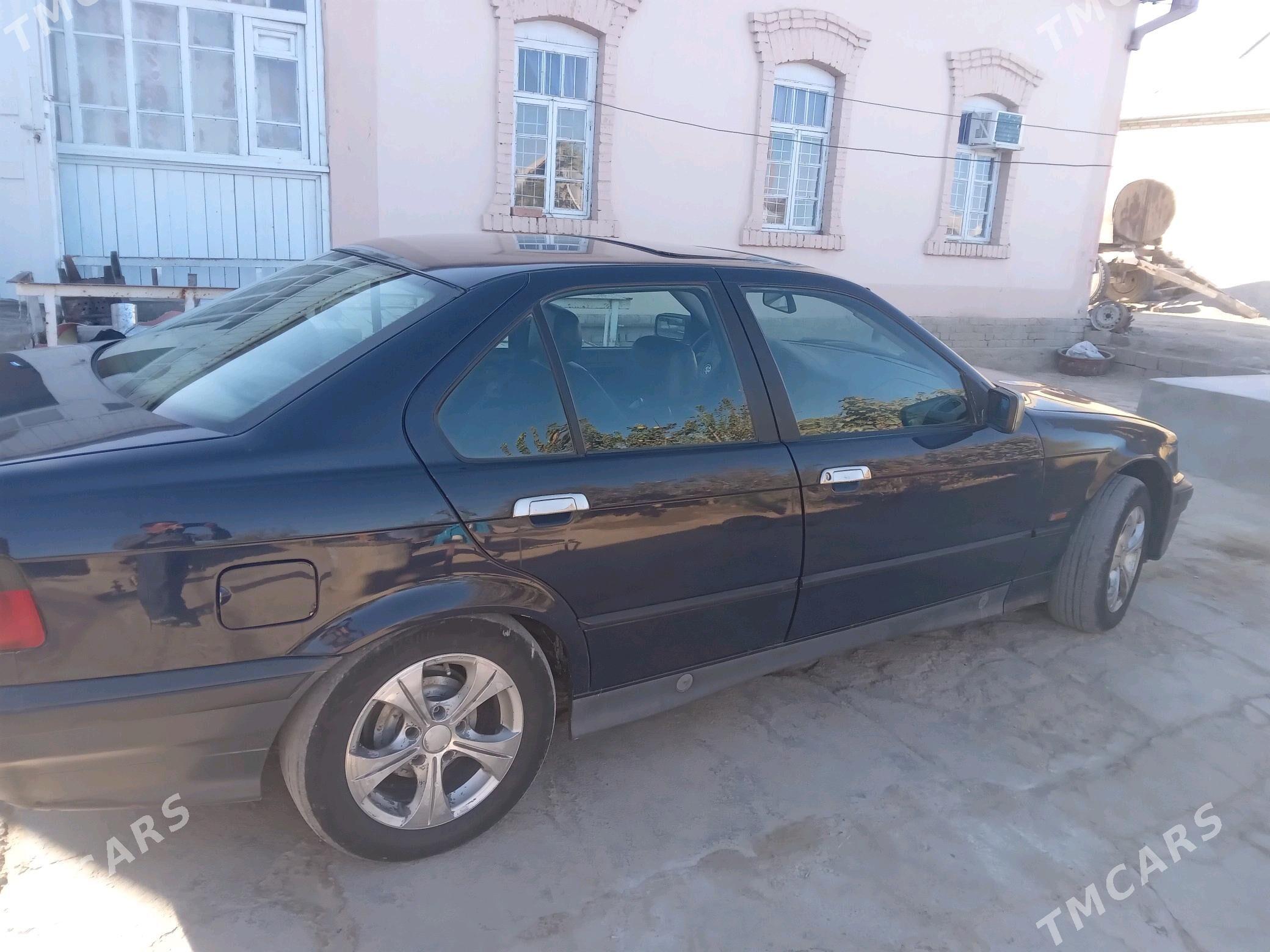 BMW 320 1994 - 35 000 TMT - Murgap - img 1