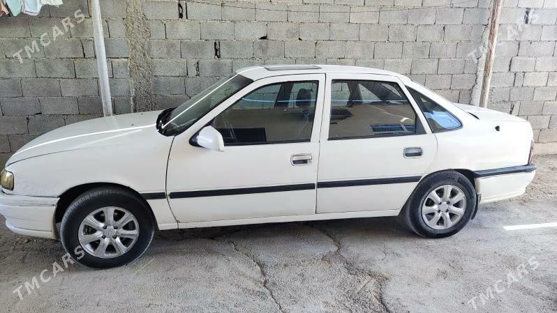 Opel Vectra 1993 - 33 000 TMT - Büzmeýin - img 4