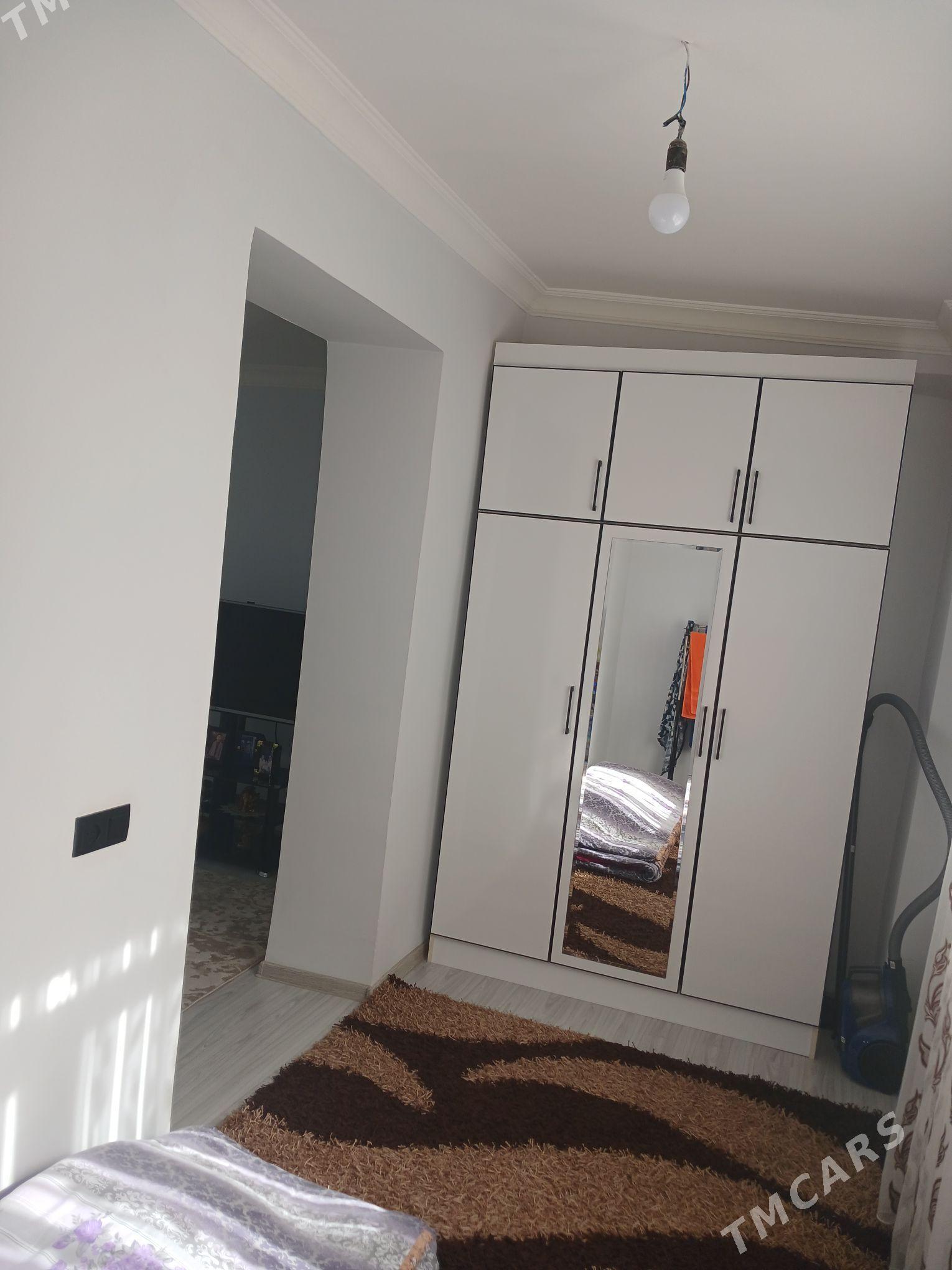 2mkr 3/3 1komnat - 2 мкр - img 2