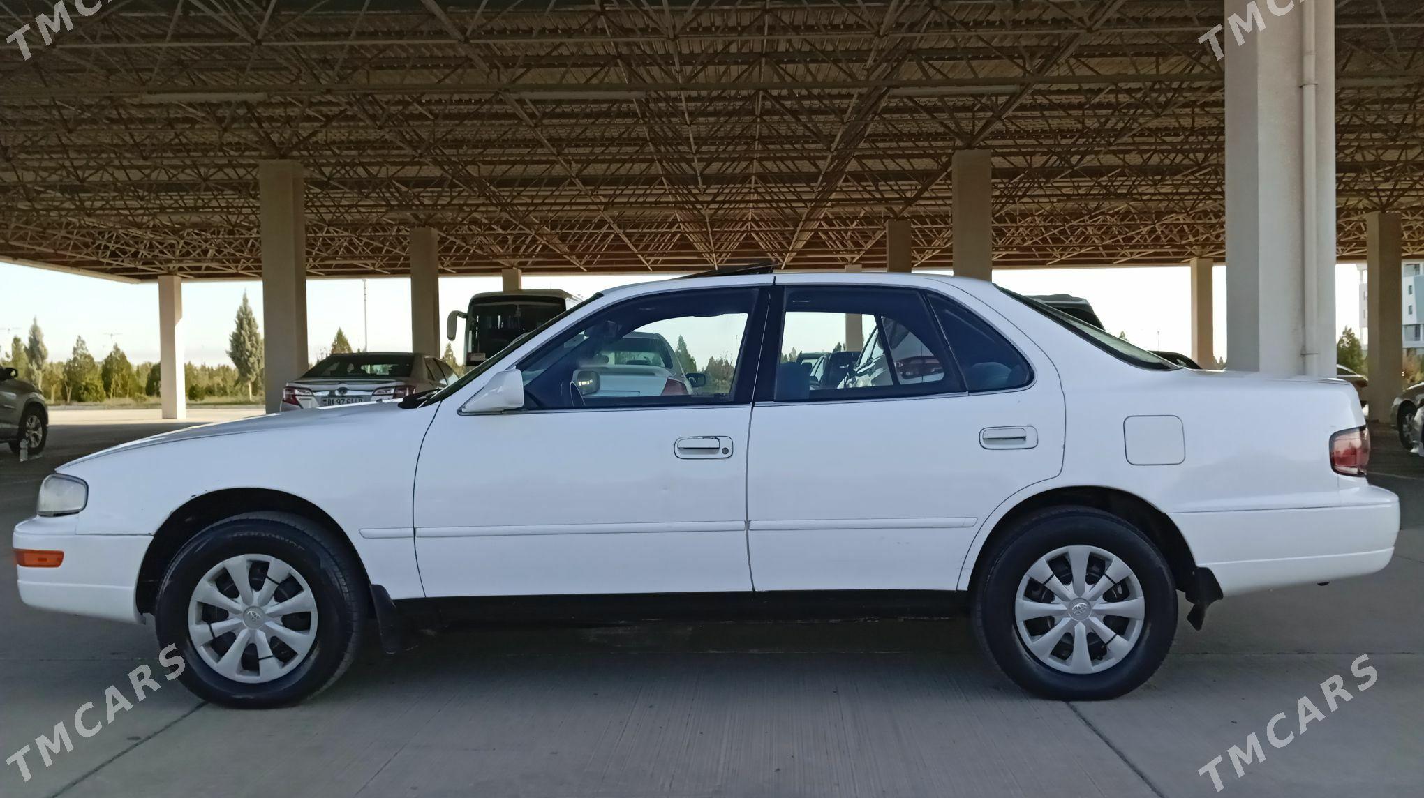 Toyota Camry 1994 - 97 000 TMT - Saýat - img 7