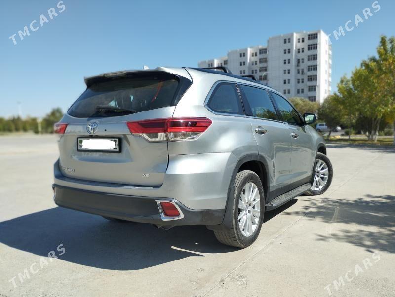 Toyota Highlander 2019 - 430 000 TMT - Дашогуз - img 3