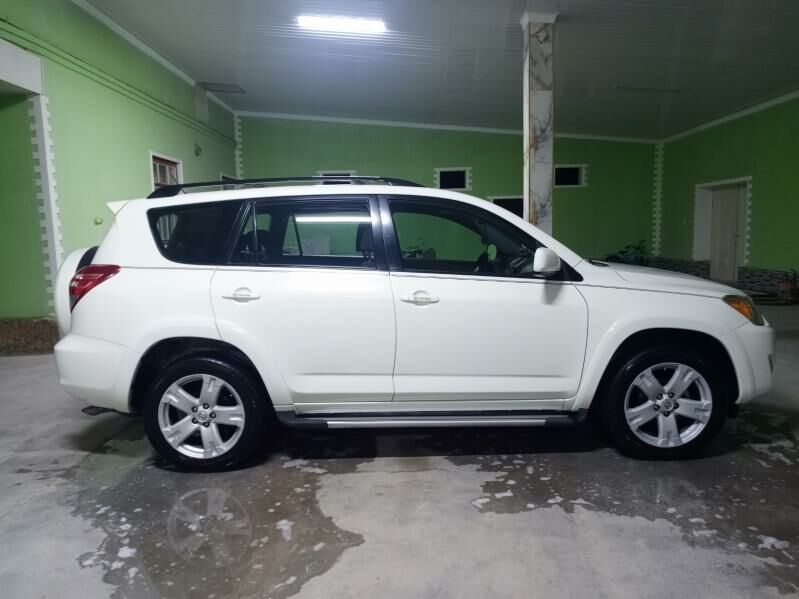 Toyota RAV4 2012 - 240 000 TMT - Дянев - img 9
