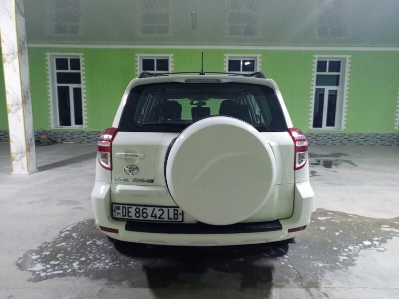 Toyota RAV4 2012 - 240 000 TMT - Дянев - img 8