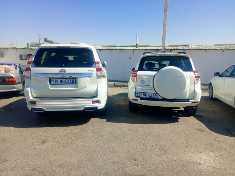 Toyota RAV4 2012 - 240 000 TMT - Дянев - img 10
