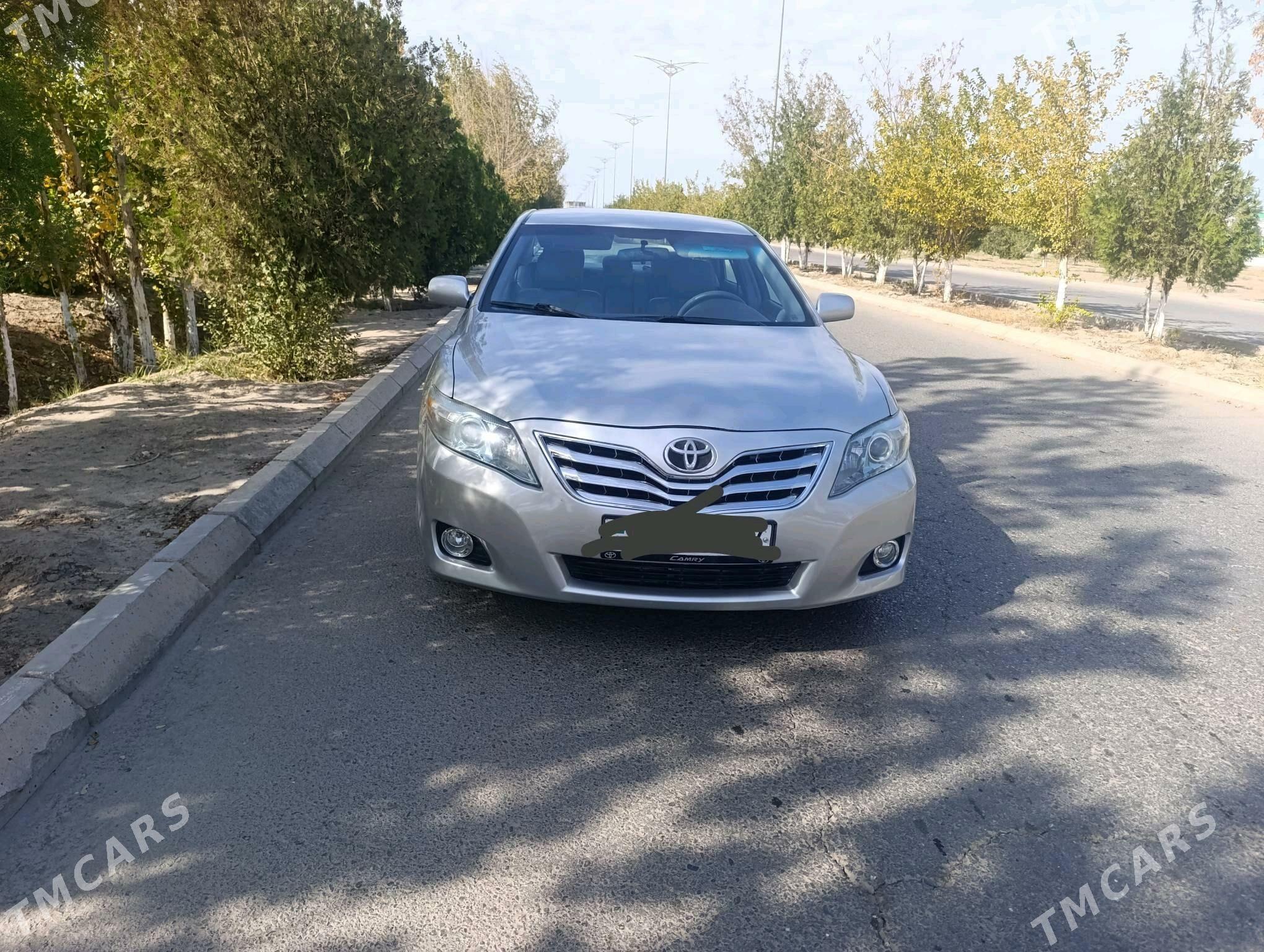 Toyota Camry 2010 - 187 000 TMT - Гороглы (Тагта) - img 2