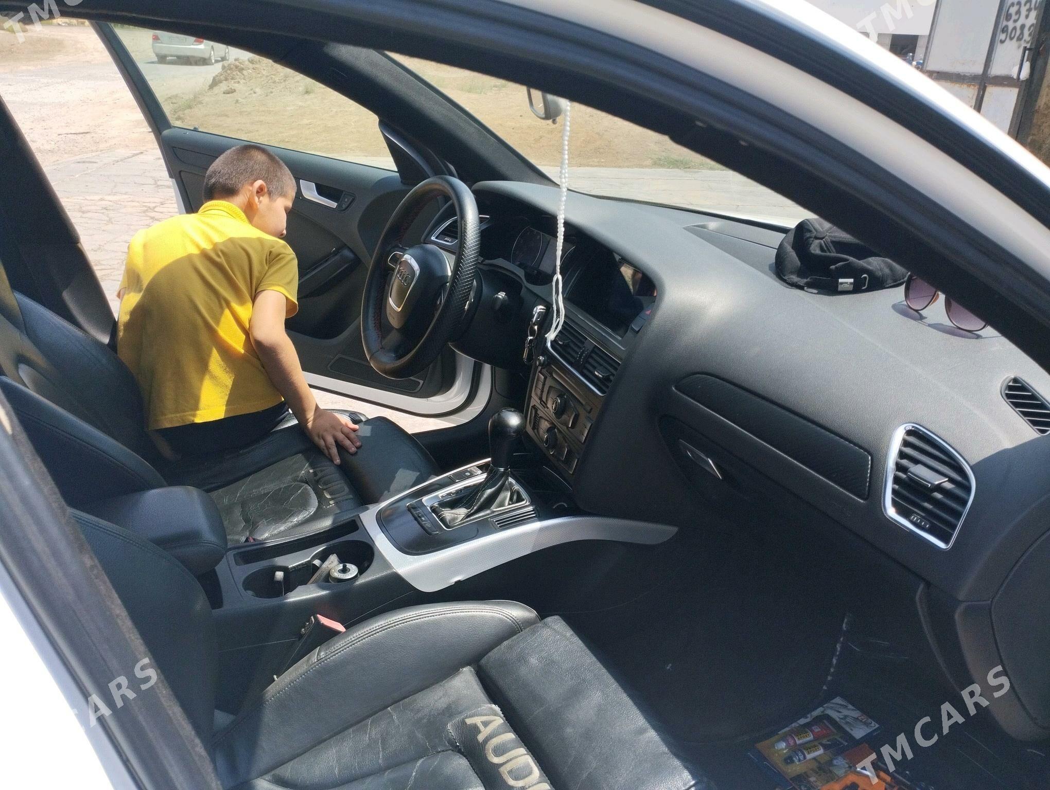 Audi A4 2010 - 150 000 TMT - Сакарчага - img 5