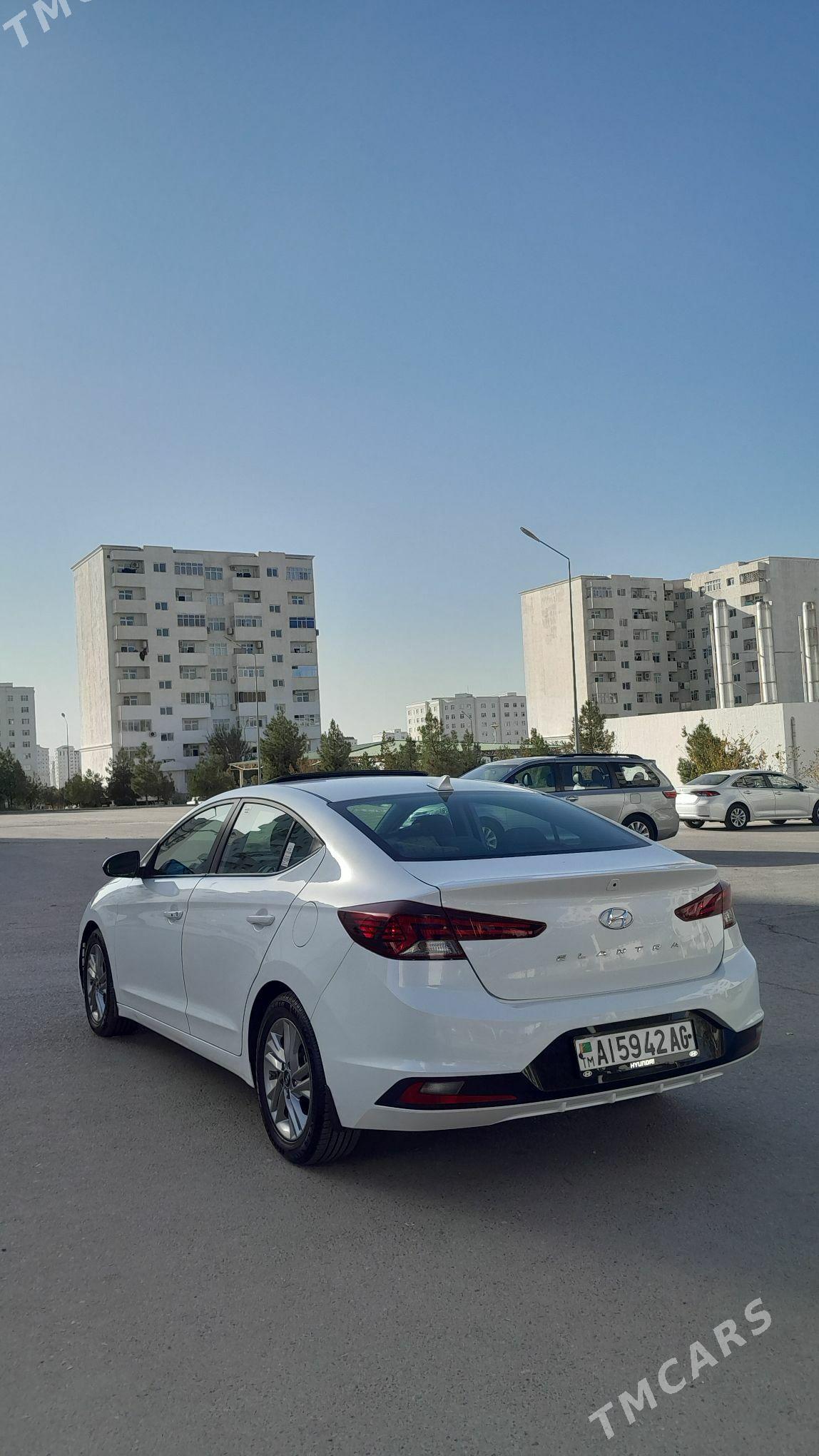 Hyundai Elantra 2020 - 220 000 TMT - Aşgabat - img 4