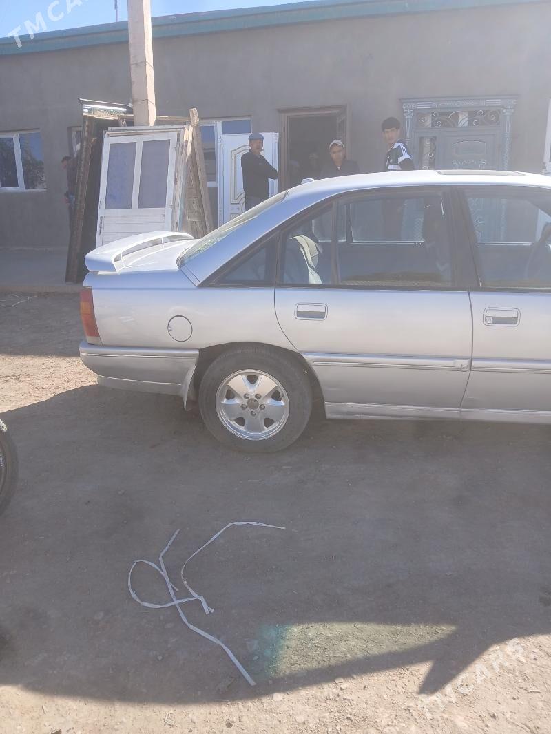 Opel Omega 1994 - 35 000 TMT - Кёнеургенч - img 8