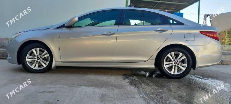 Hyundai Sonata 2011 - 156 000 TMT - Howdan "W" - img 5
