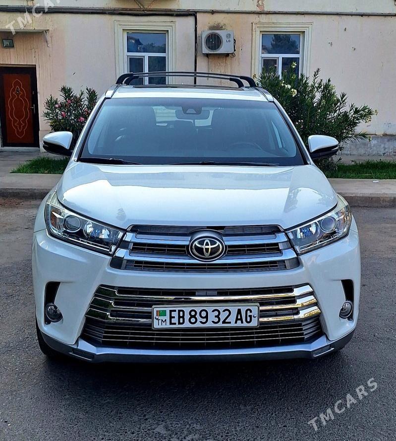 Toyota Highlander 2018 - 480 000 TMT - Ашхабад - img 3
