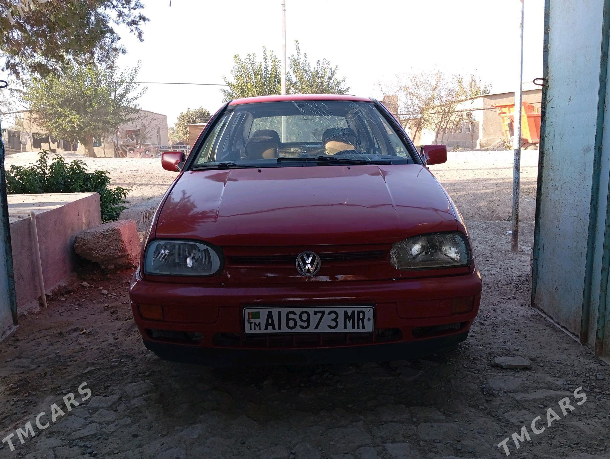 Volkswagen Golf 1994 - 30 000 TMT - Wekilbazar - img 1