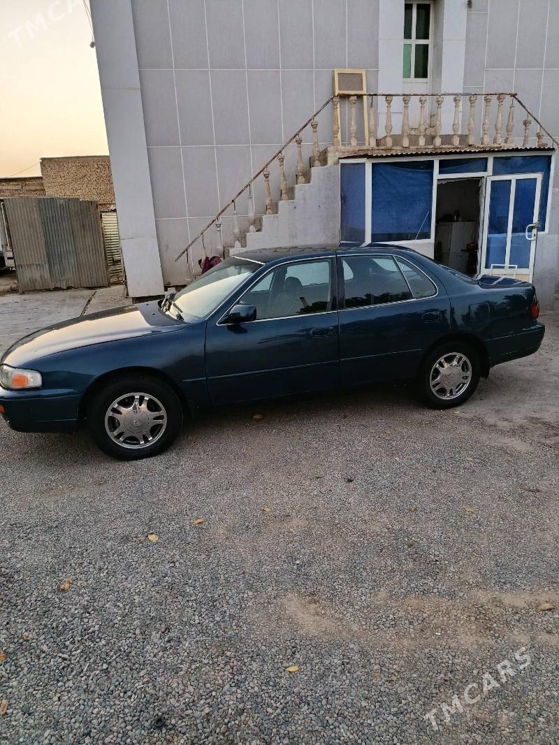 Toyota Camry 1995 - 80 000 TMT - Байрамали - img 3