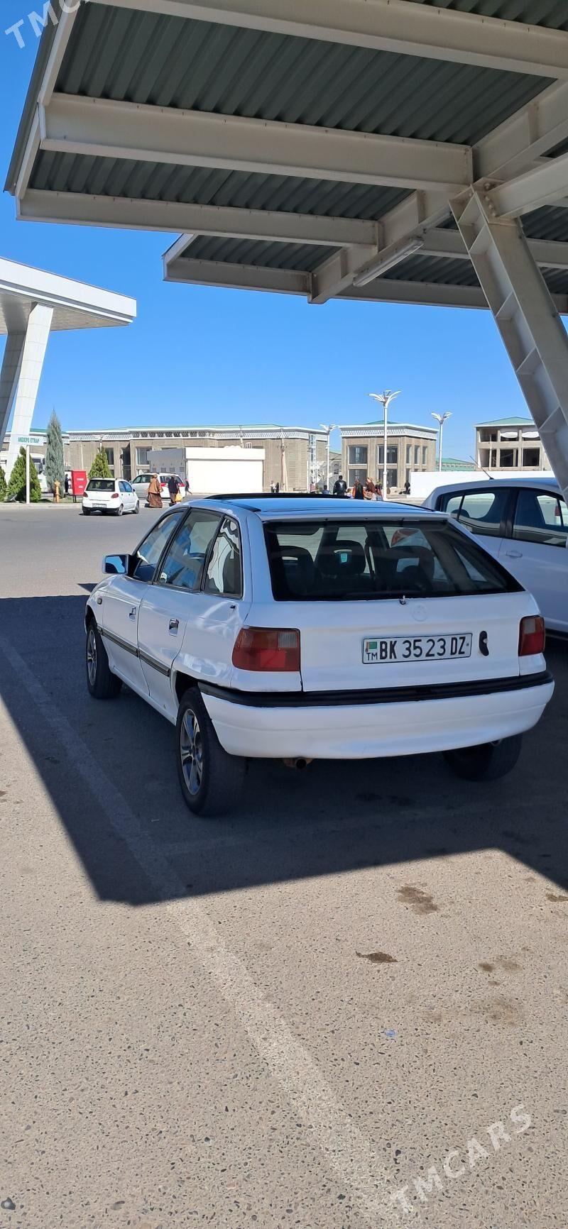 Opel Astra 1993 - 32 000 TMT - Дашогуз - img 5