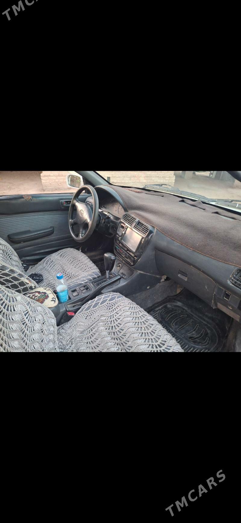 Toyota Carina 1994 - 45 000 TMT - Halaç - img 2