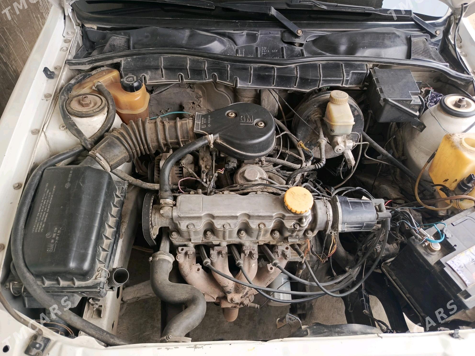 Opel Vectra 1990 - 36 000 TMT - Гумдаг - img 3