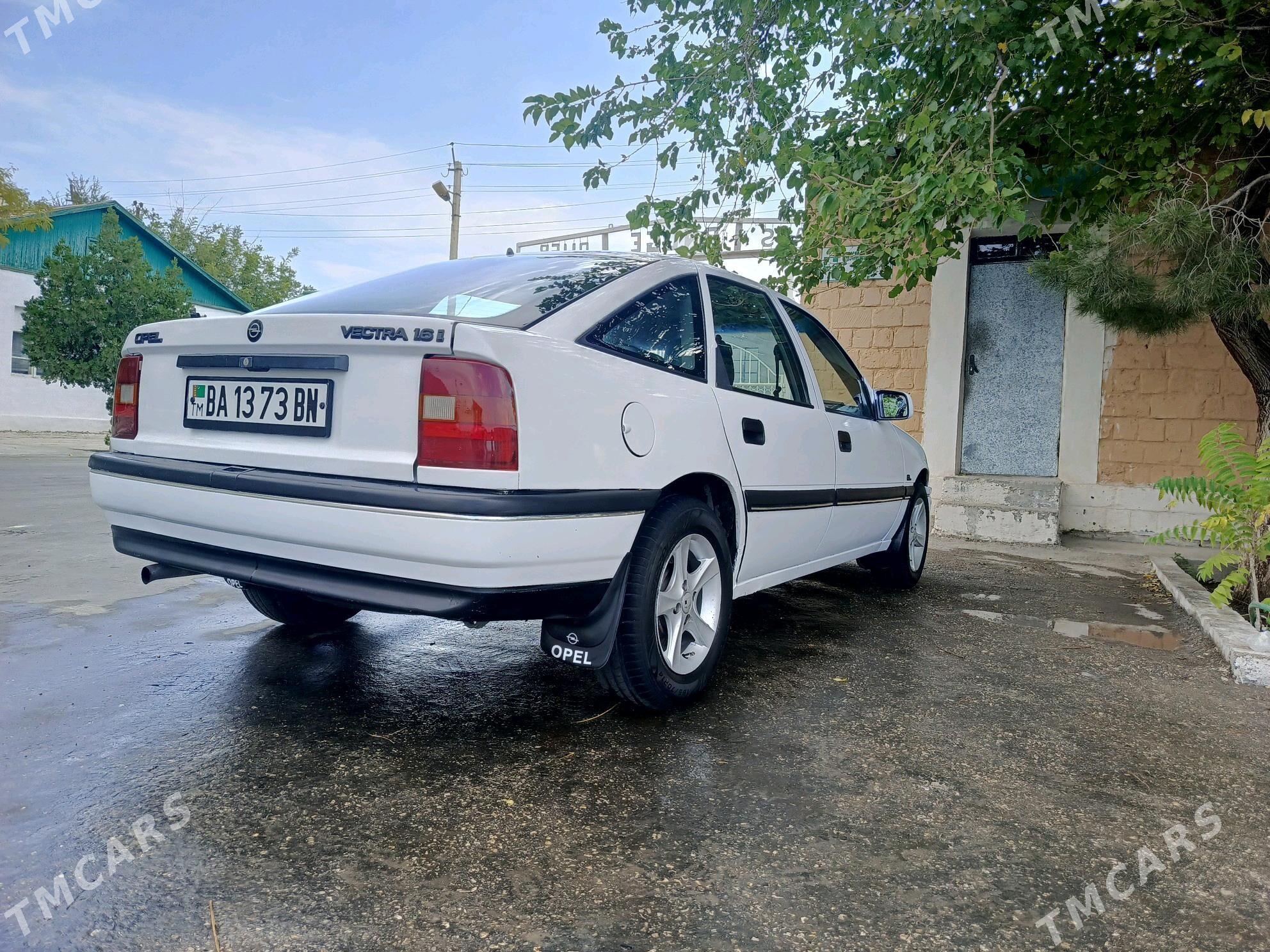 Opel Vectra 1990 - 36 000 TMT - Гумдаг - img 7