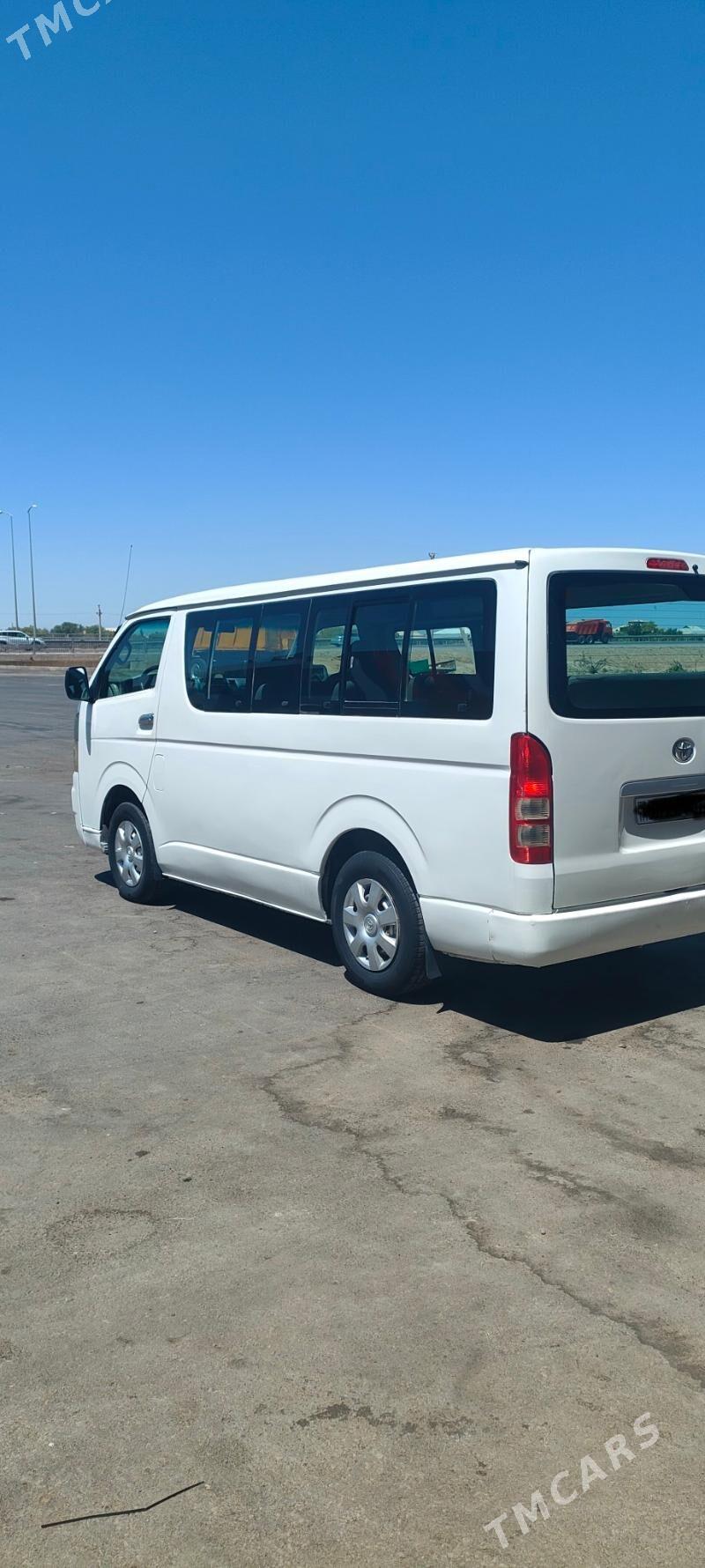 Toyota Hiace 2007 - 190 000 TMT - Байрамали - img 1