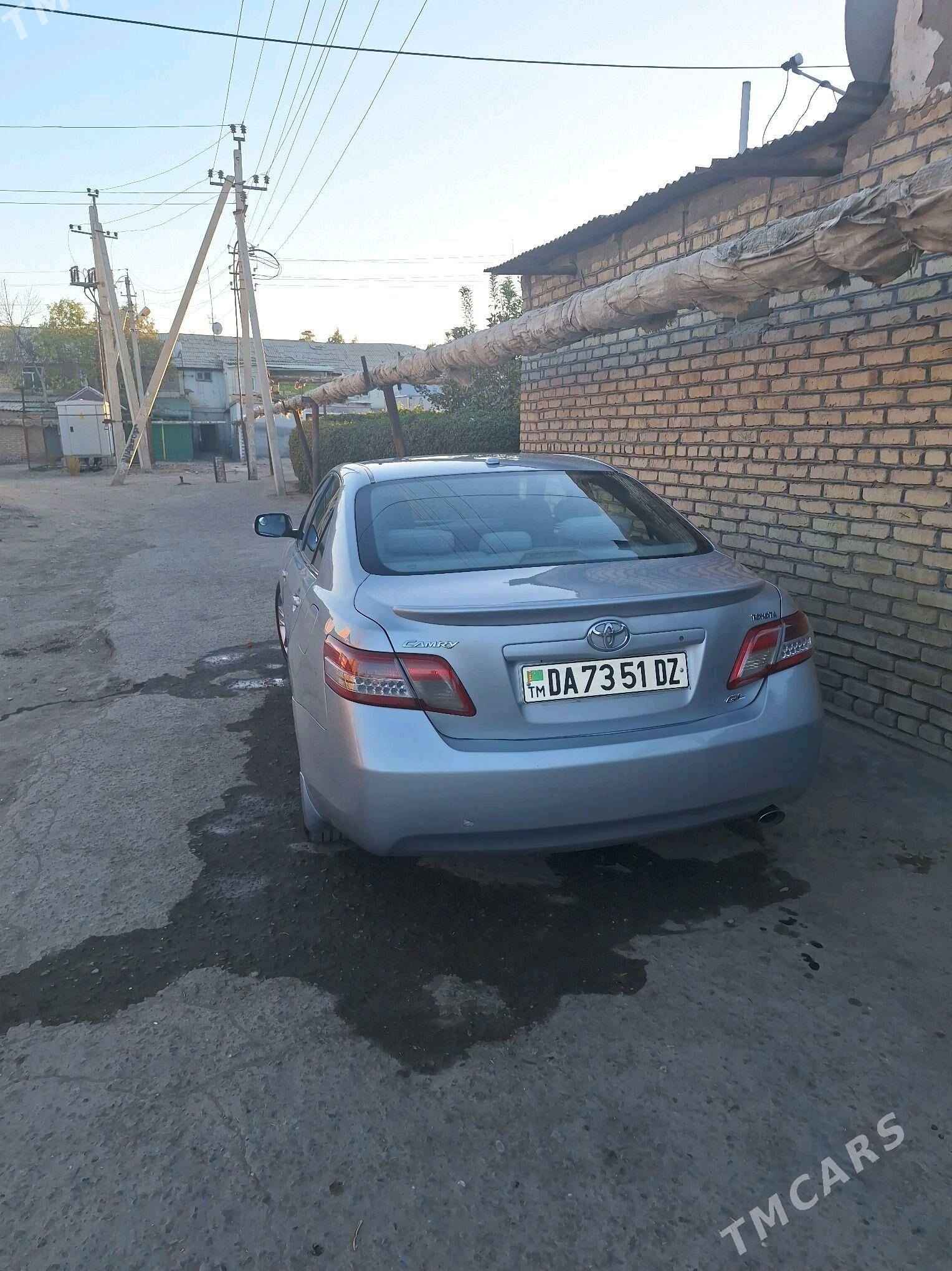 Toyota Camry 2010 - 160 000 TMT - Daşoguz - img 3