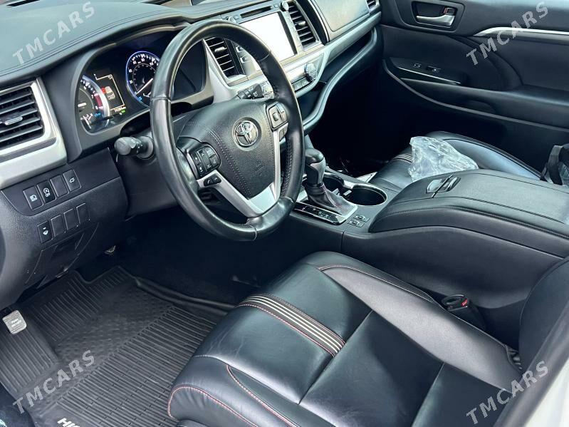 Toyota Highlander 2019 - 495 000 TMT - Туркменбаши - img 8