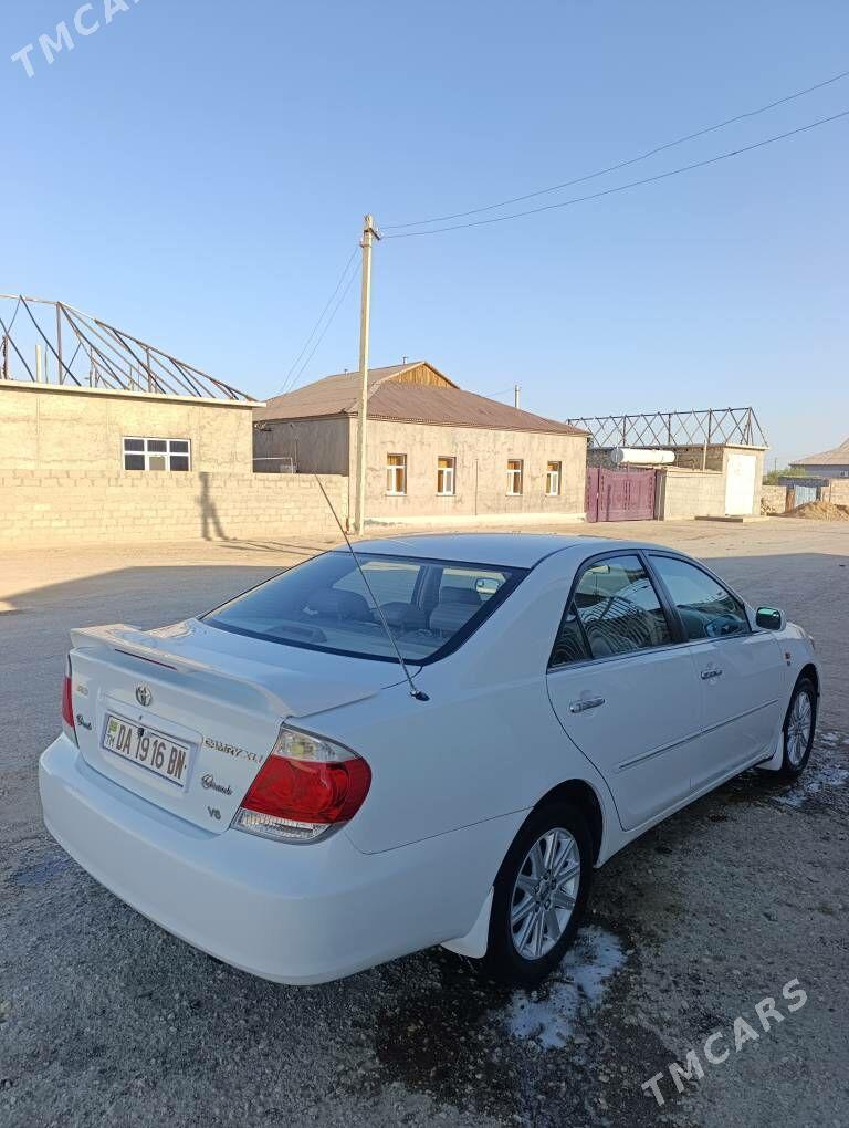Toyota Camry 2003 - 170 000 TMT - Jebel - img 6