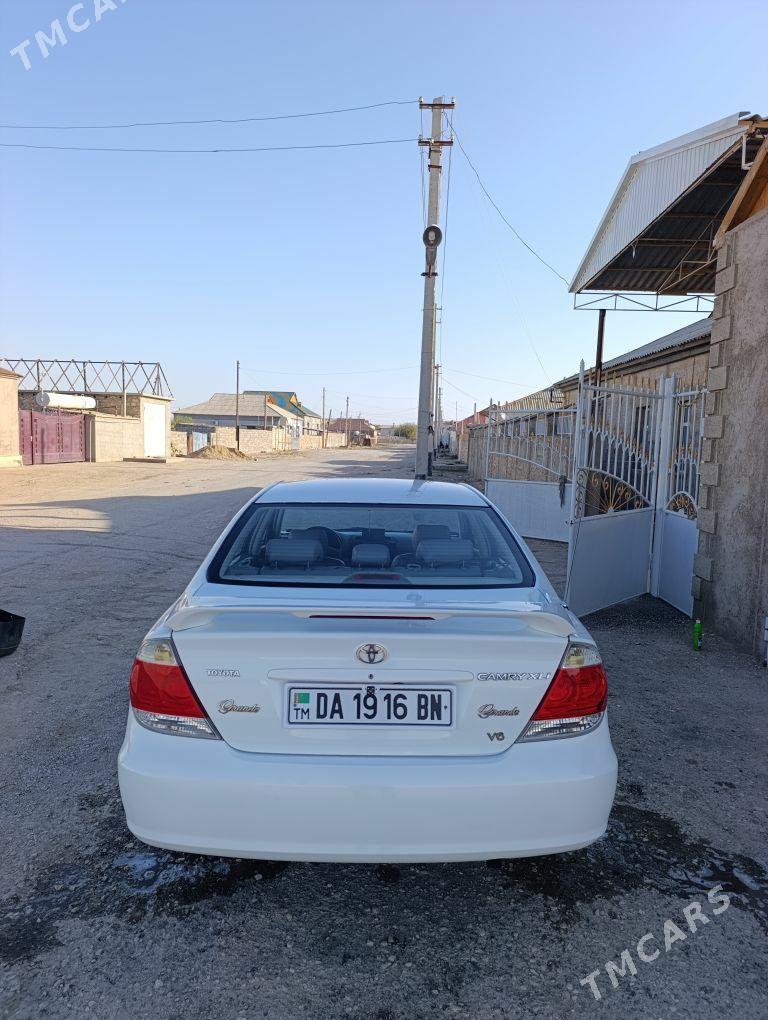 Toyota Camry 2003 - 170 000 TMT - Jebel - img 7